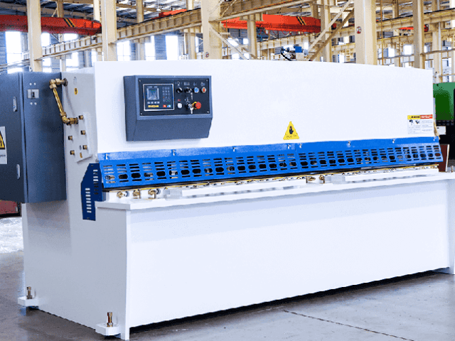 QC12K swing beam shearing machine-1