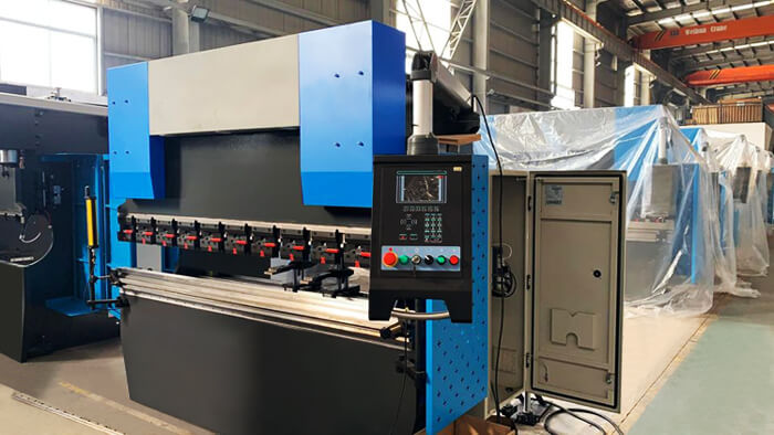 Hydraulic press brake