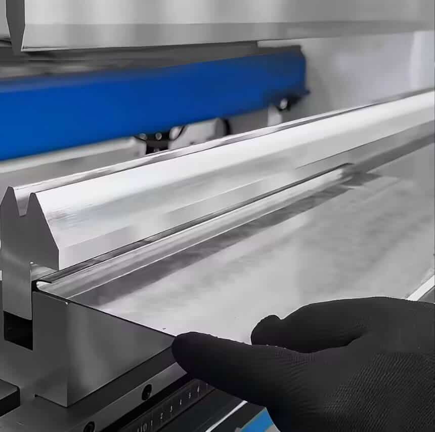 What is Sheet Metal Hem 8 how to make sheet metal open hems