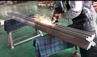 Bending dies for press machine