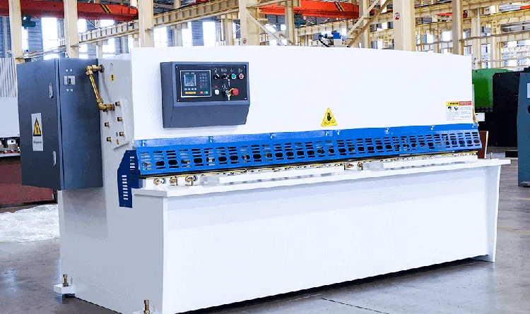 QC12K swing beam shearing machine-1