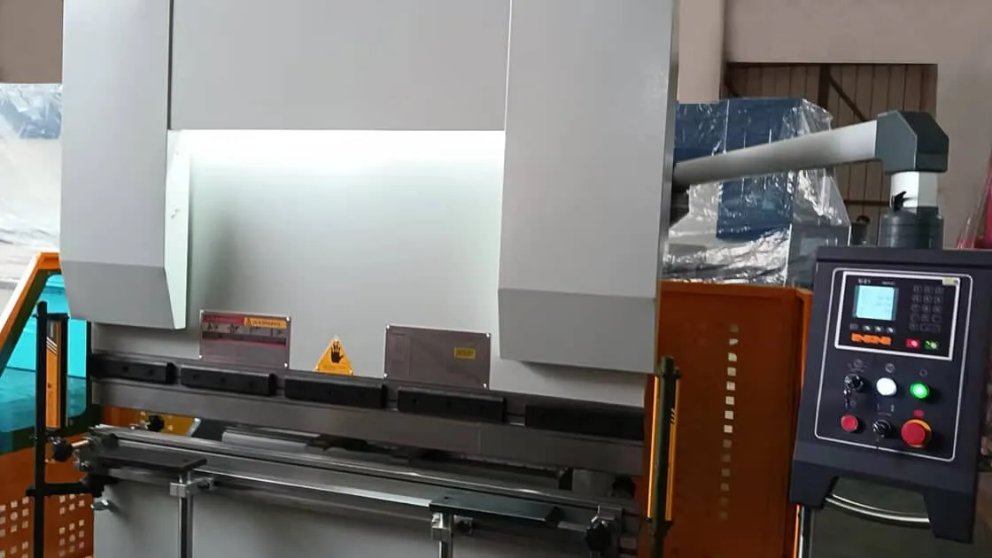 digital display hydraulic press brake